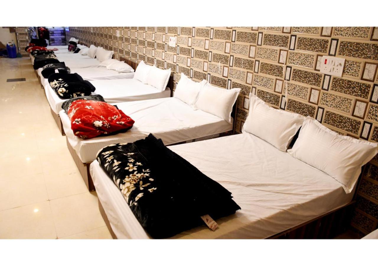 Tirupati Balaji Inn Bageshwar Dham Basari Экстерьер фото